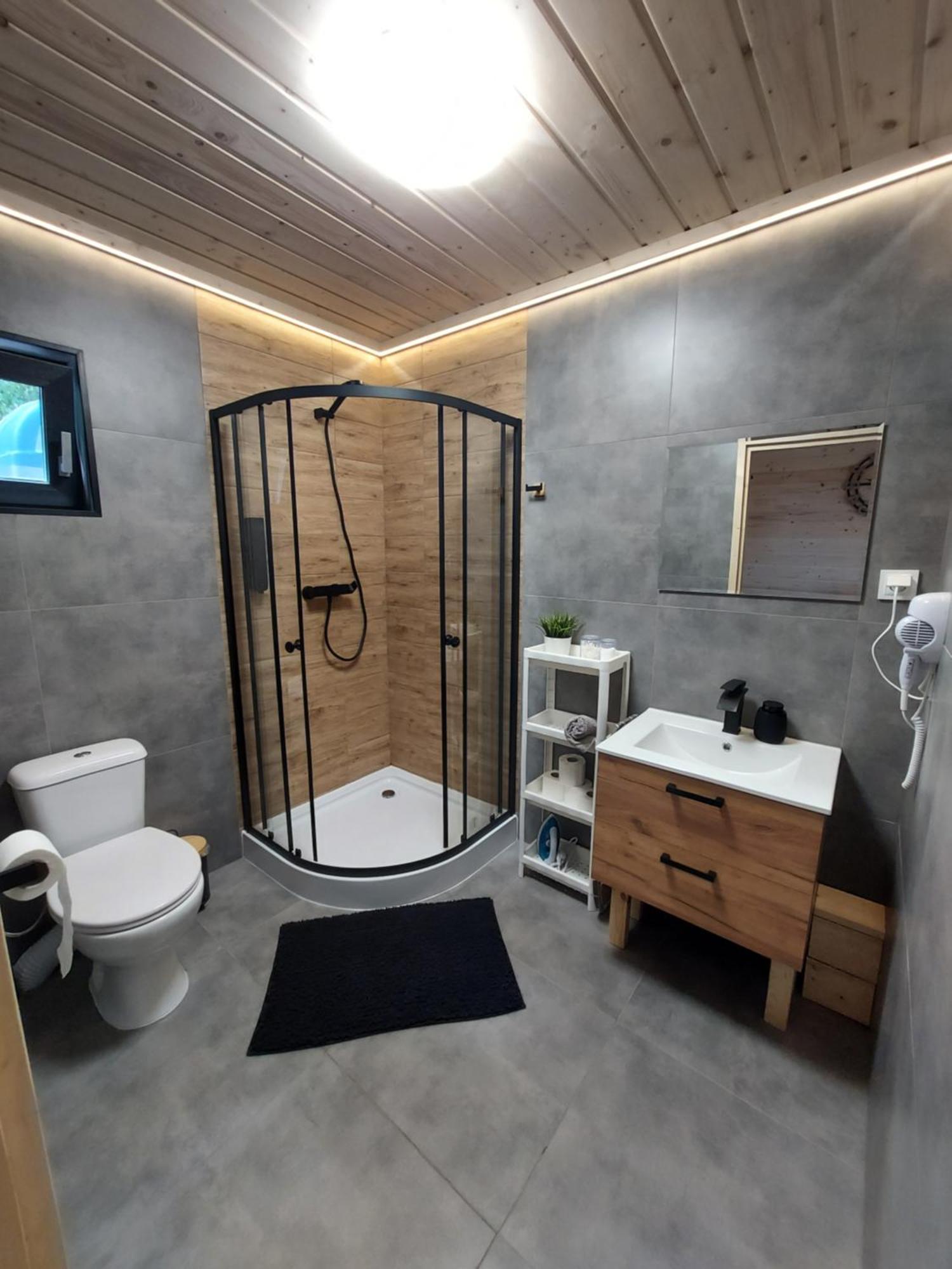 Vip Celebrity House Przy Suntago, Grabska Osada